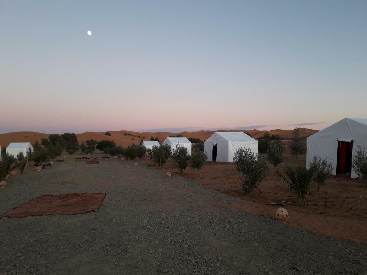 Bivouac Erg Znaigui Hotel Merzuga Kültér fotó