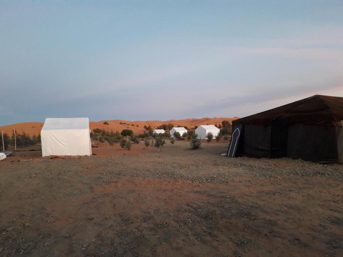 Bivouac Erg Znaigui Hotel Merzuga Kültér fotó